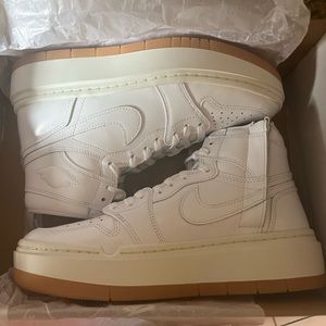 Nike Air Jordan 1 Elevate High